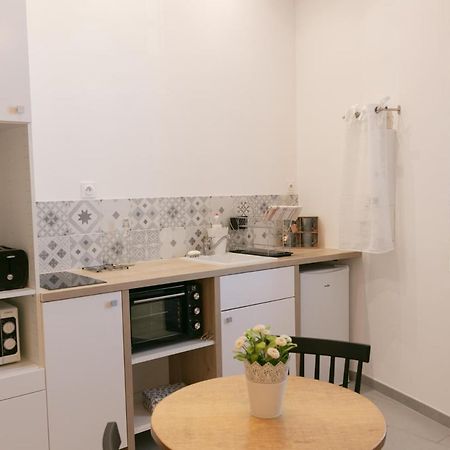 Studio Vaucluse Clovis LʼIsle-sur-la-Sorgue Dış mekan fotoğraf