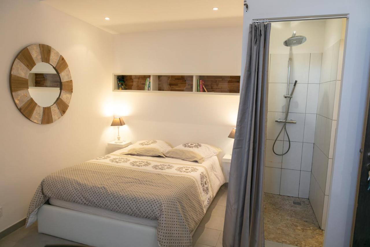 Studio Vaucluse Clovis LʼIsle-sur-la-Sorgue Dış mekan fotoğraf