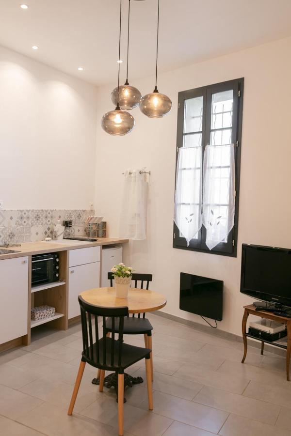 Studio Vaucluse Clovis LʼIsle-sur-la-Sorgue Dış mekan fotoğraf