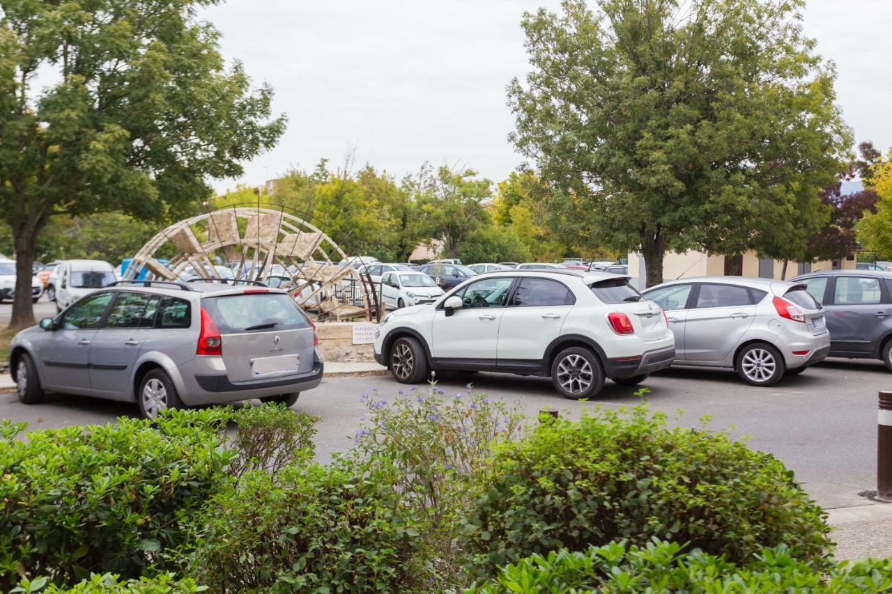 Studio Vaucluse Clovis LʼIsle-sur-la-Sorgue Dış mekan fotoğraf